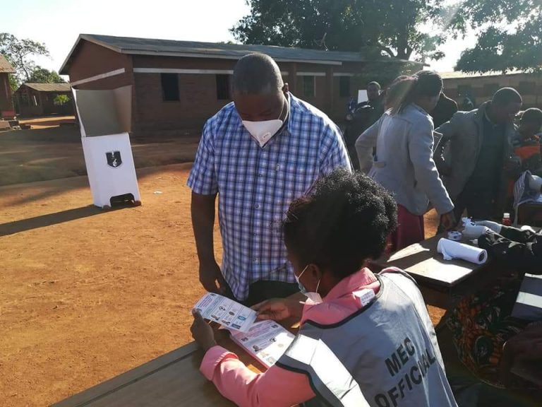 DPP’s Nankhumwa Casts His  Vote in Mulanje Central