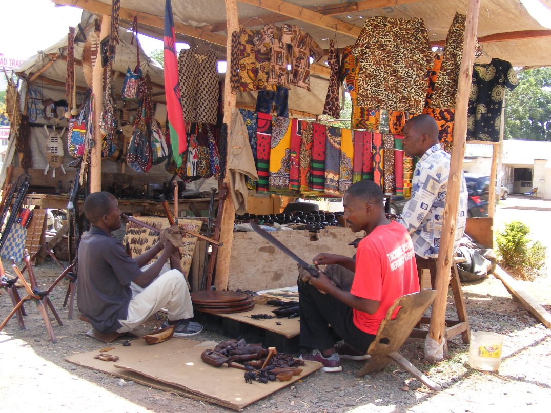 Malawi Cautions Immigrants On Street Vending Malawi Voice   Men Working Ahead At New Lilongwe Curios Market 