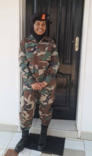 MDF finally oks female Muslim Soldiers to be wearing Hijaab at work