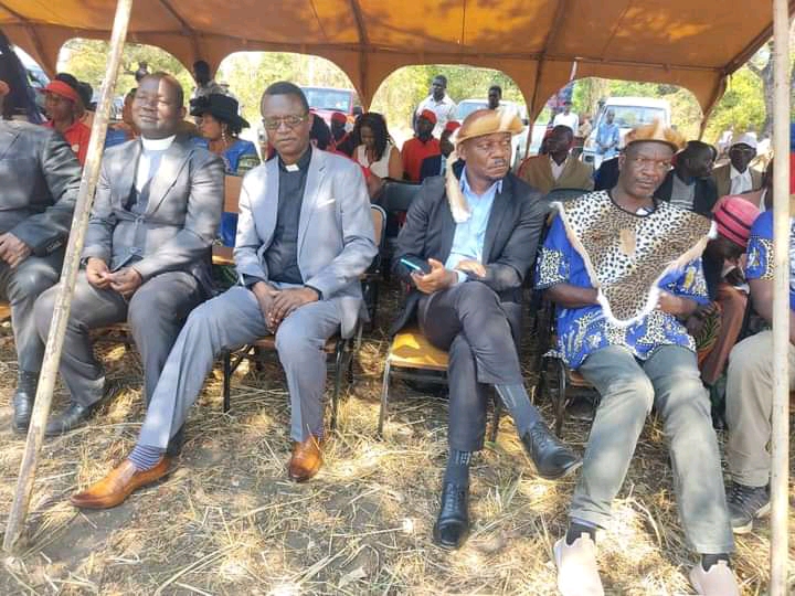 Chimwendo Banda installs, elevates Nkhata Bay Chiefs...says traditional ...