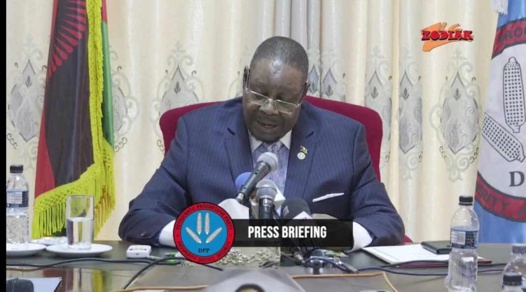 Mutharika Says Malawi Is In A Leadership Crisis..."Malawi Has A ...