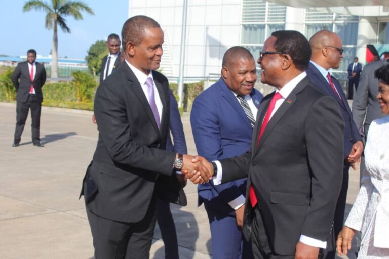 President Chakwera leaves Maputo for Harare after signing vital MoU on electricity, fuel with Nyusi